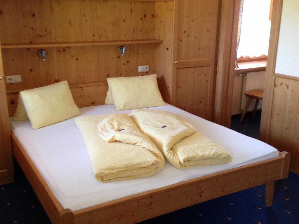 Pension Sonneck Neukirchen am Grossvenediger Exterior photo